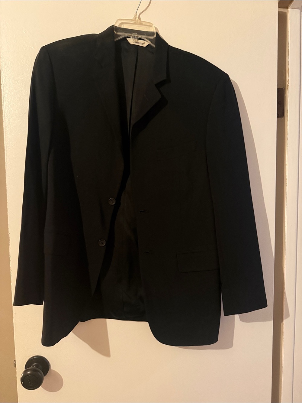 Classic Men's Black Blazer - Brand Not Visible